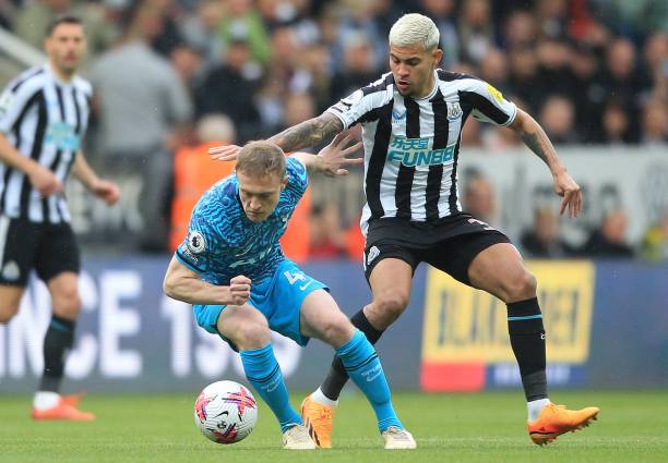 相比之下 相比之下