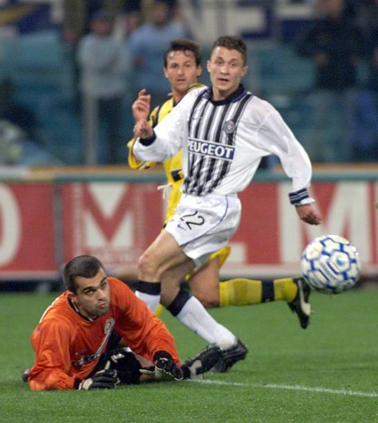 他带领球队 他带领球队